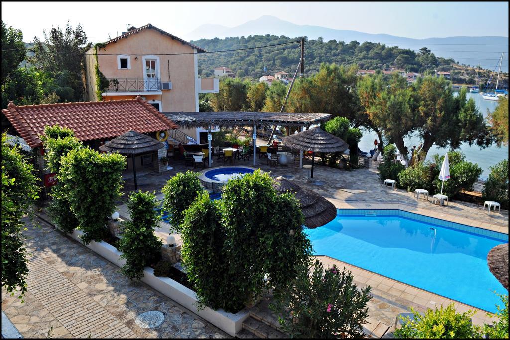 Posidonio Hotel Klima  Esterno foto